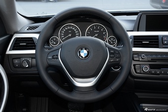 2016款宝马3系GT 320i 2.0T自动时尚型