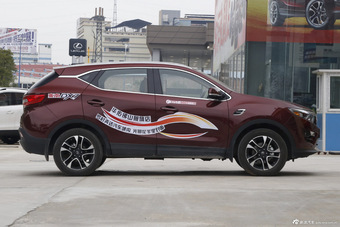 2015款东南DX7 1.5T手动尊贵型