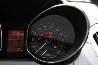 2015款艾瑞泽7 1.6L手动致尚版