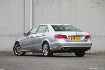 2015款奔驰E200L 2.0T自动