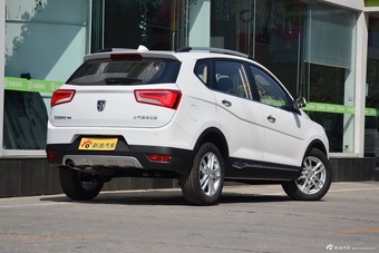 2016款宝骏560 1.5T手动精英型