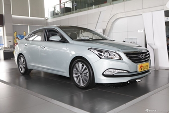 2013款名图1.8 DLX自动尊贵型