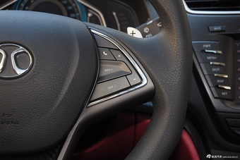 2015款绅宝CC2.0T自动豪华版