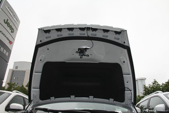 2016款自由光2.4L自动领先版