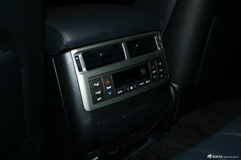 2013款雷克萨斯LX570