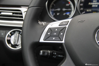 2015款奔驰E200L 2.0T自动