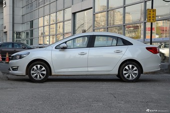 2015款东风风神L60 1.8L自动新享型