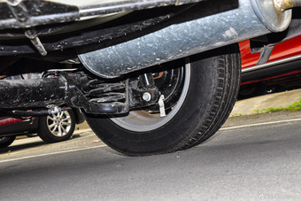 2015款开瑞K50 1.5L手动豪华型