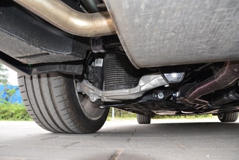 2016款沃尔沃S90 2.0T T6 AWD智尊版