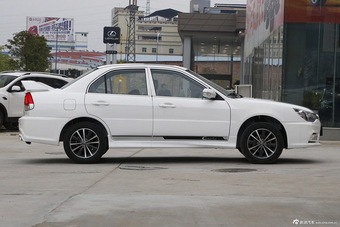 2015款V3菱悦1.5L手动风采版