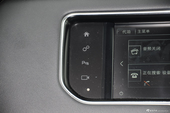 2016款揽胜运动版3.0自动SDV6 HSE