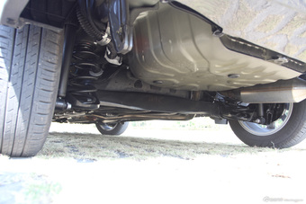 2014款YARiS L致炫1.5L自动锐动版