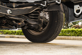 2014款福美来M5 1.6L手动标准型