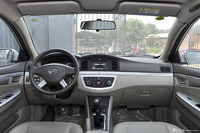 2012款力帆620 1.5L手动基本型