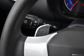 2016款吉利熊猫1.0L AMT帅真版