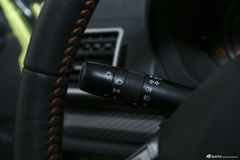 2015款斯巴鲁XV 2.0L自动特装运动版