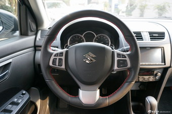 2014款速翼特到店实拍