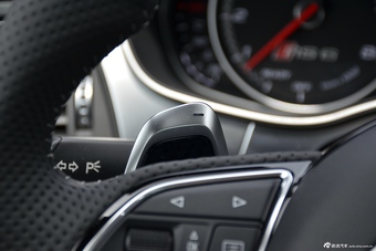 2016款奥迪RS6 4.0T自动Avant