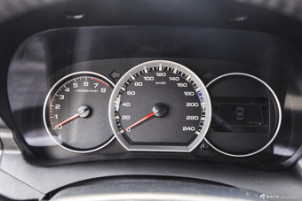 2015款力帆720 1.5L手动豪华型 国V