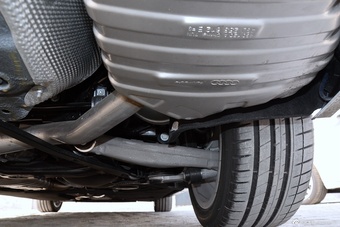 2016款奥迪A6L 3.0T自动45TFSI quattro运动型