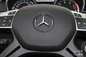 2015款奔驰ML400 4MATIC动感型