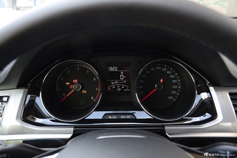 2016款宝来1.6L手动舒适型