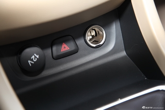 2014款宝骏730 1.5L手动舒适型