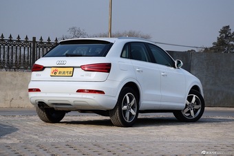 2016款奥迪Q3 2.0T自动35TFSI典藏版智领型