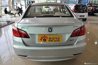 2014款逸动1.6L手动豪华型