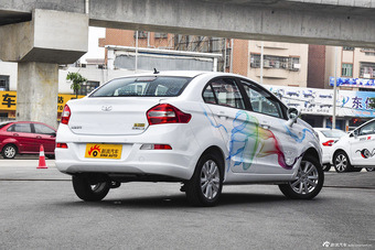 2016款凯翼C3 1.5L自动虹钻版