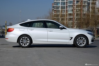 2016款宝马3系GT 320i 2.0T自动时尚型