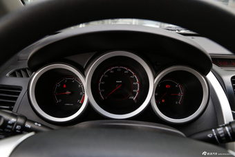 2014款长安CX20 1.4L手动天窗导航版国5