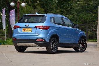 2016款森雅R7 1.6L手动尊贵型