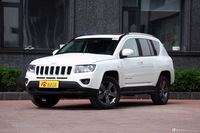 2015款指南者2.4L自动四驱舒适版