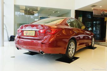 2014款英菲尼迪Q50 2.0T自动舒适