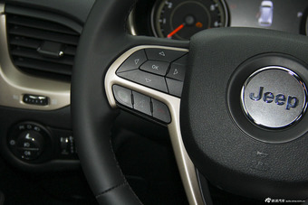 2014款自由光 2.4L自动都市版