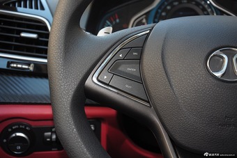 2015款绅宝CC2.0T自动豪华版