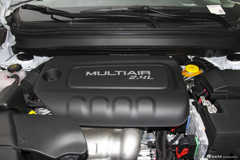 2016款自由光2.4L自动领先版