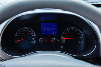 2014款瑞虎3 1.6L 手动智尚版