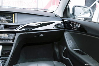 2015款V5菱致plus 1.5L自动智尊型