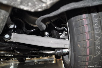 2014款奥迪A6L 2.0L TFSI手自一体标准型