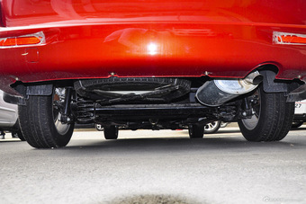 2015款开瑞K50 1.5L手动豪华型