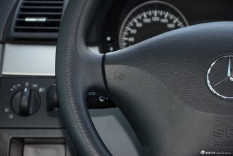 2014款奔驰威霆3.0L自动精英版