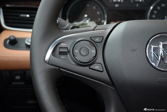 2016款君越2.0T自动精英型28T