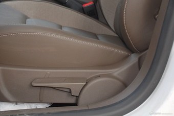 2014款宝来1.4T DSG自动舒适型