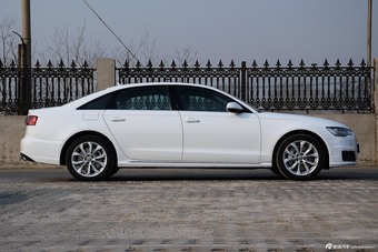 2016款奥迪A6L 3.0T自动45TFSI quattro运动型