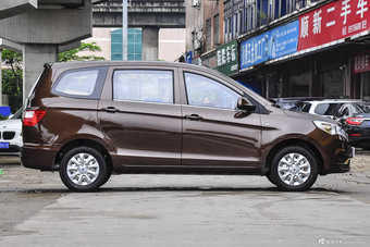 2015款开瑞K50 1.5L手动基本型