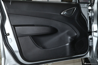 2013款赛欧三厢1.4L手动理想幸福版