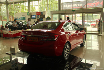 2014款 东风本田思域 到店实拍