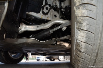 2016款宝马3系GT 320i 2.0T自动时尚型